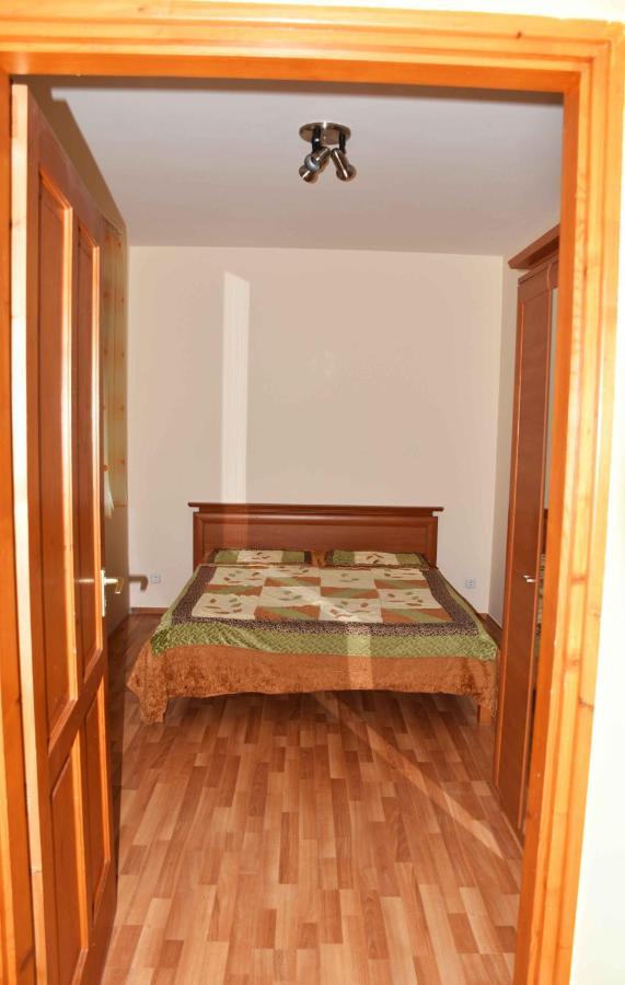 Pilikán Apartments Lenti Esterno foto